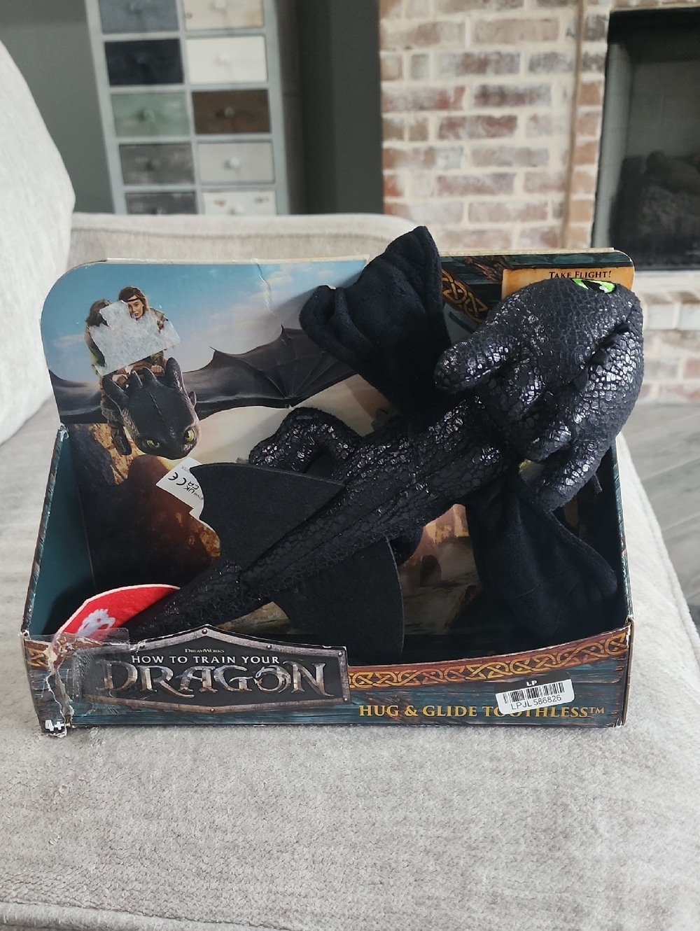NWT How To Train Your Dragon Hug & Glide Toothless